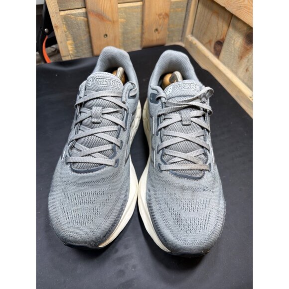 New Balance Fresh Foam 680v8 Mens 8.5 / Womens 10 Extra Wide 4E Gray main image 6